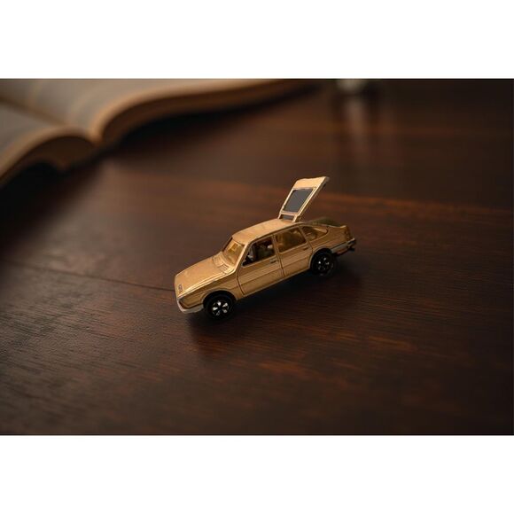 Vintage Simca Majorette 1308 - Tan Diecast Collectible Toy Car - Picture 3 of 5